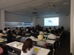 環境問題研修会 「南極での楽しみ方」講師：渡貫淳子氏